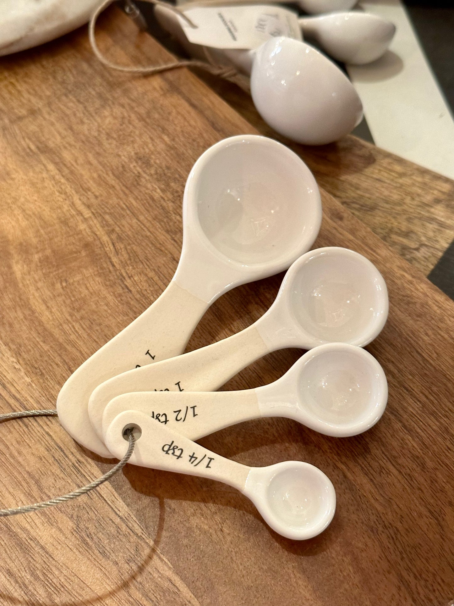 White T-Spoon Measuring Set