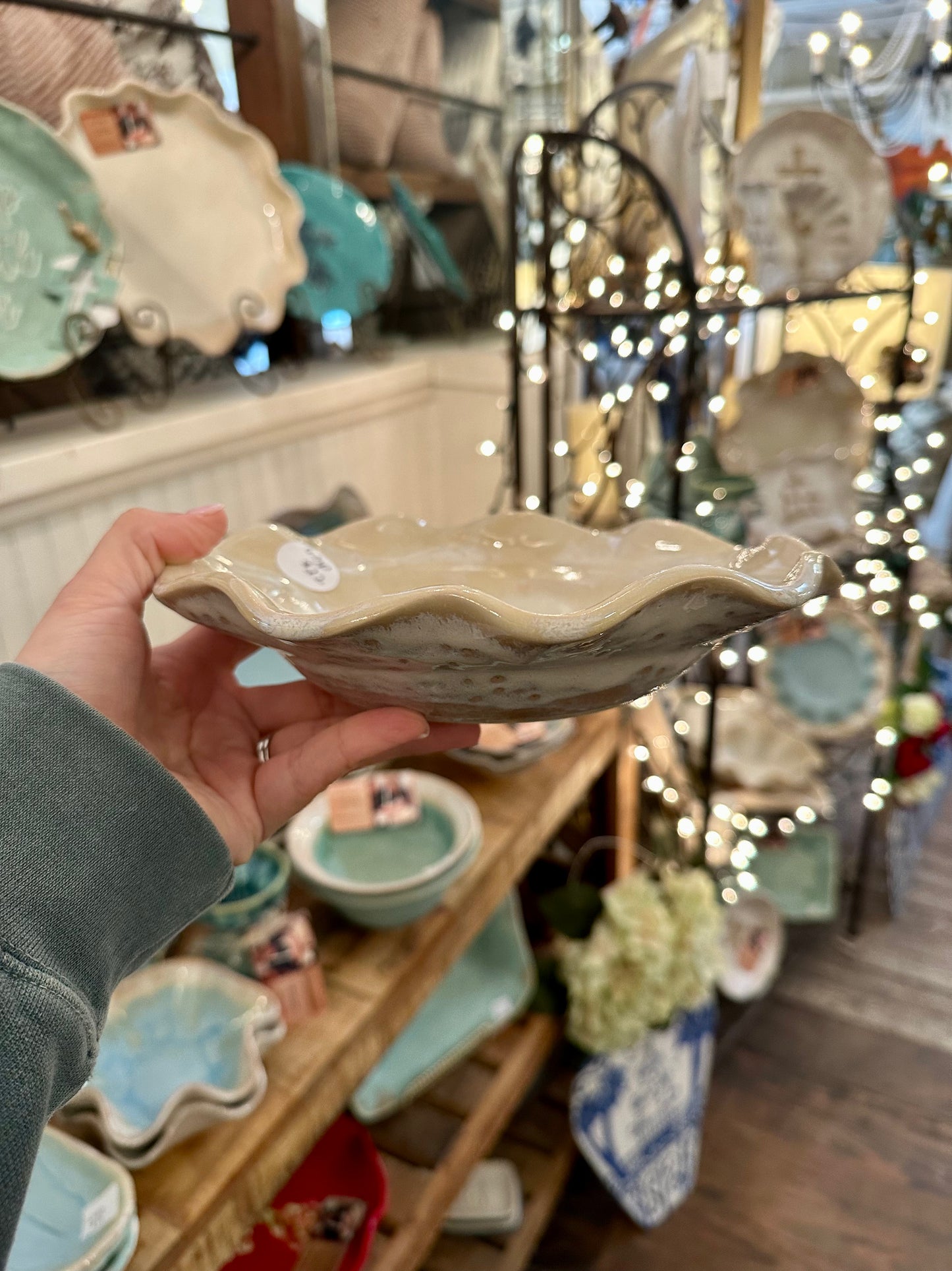 PBG Off White Small Scalloped Bowl