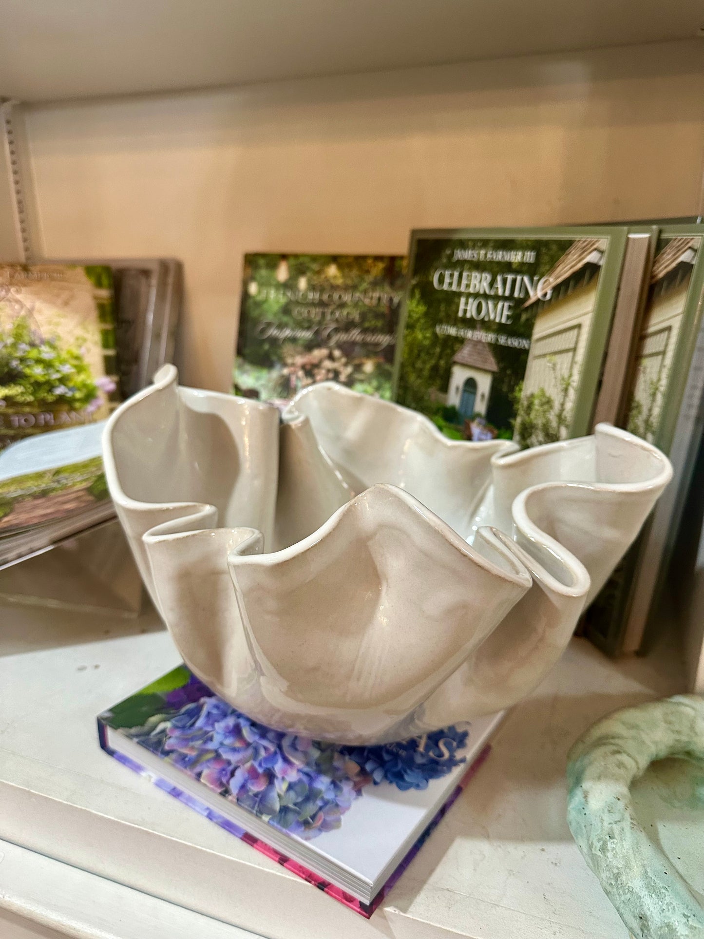 Medium White Ruffle Pottery Bowl