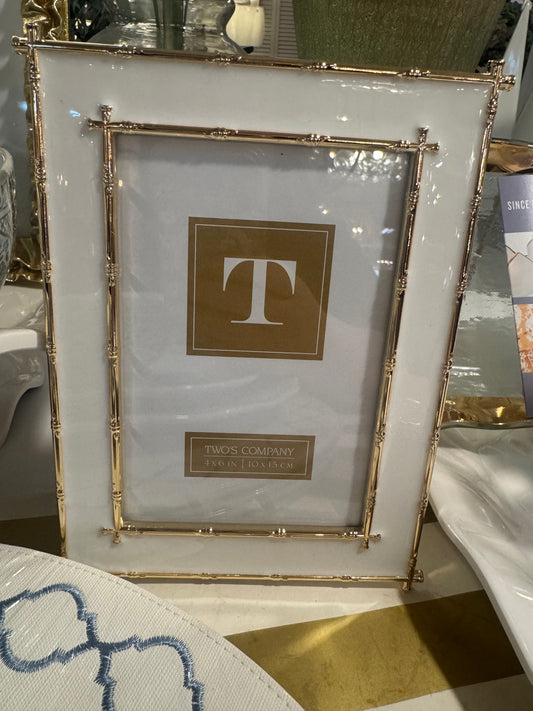 White + Silver 4x6 Frame