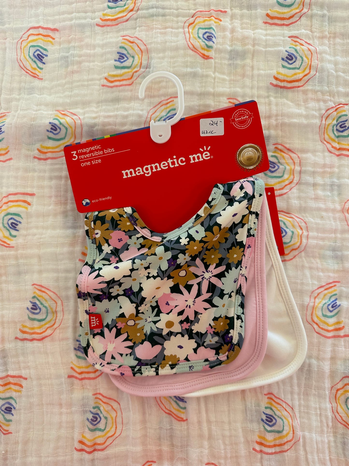 Magnetic Me Bibs: Finchley