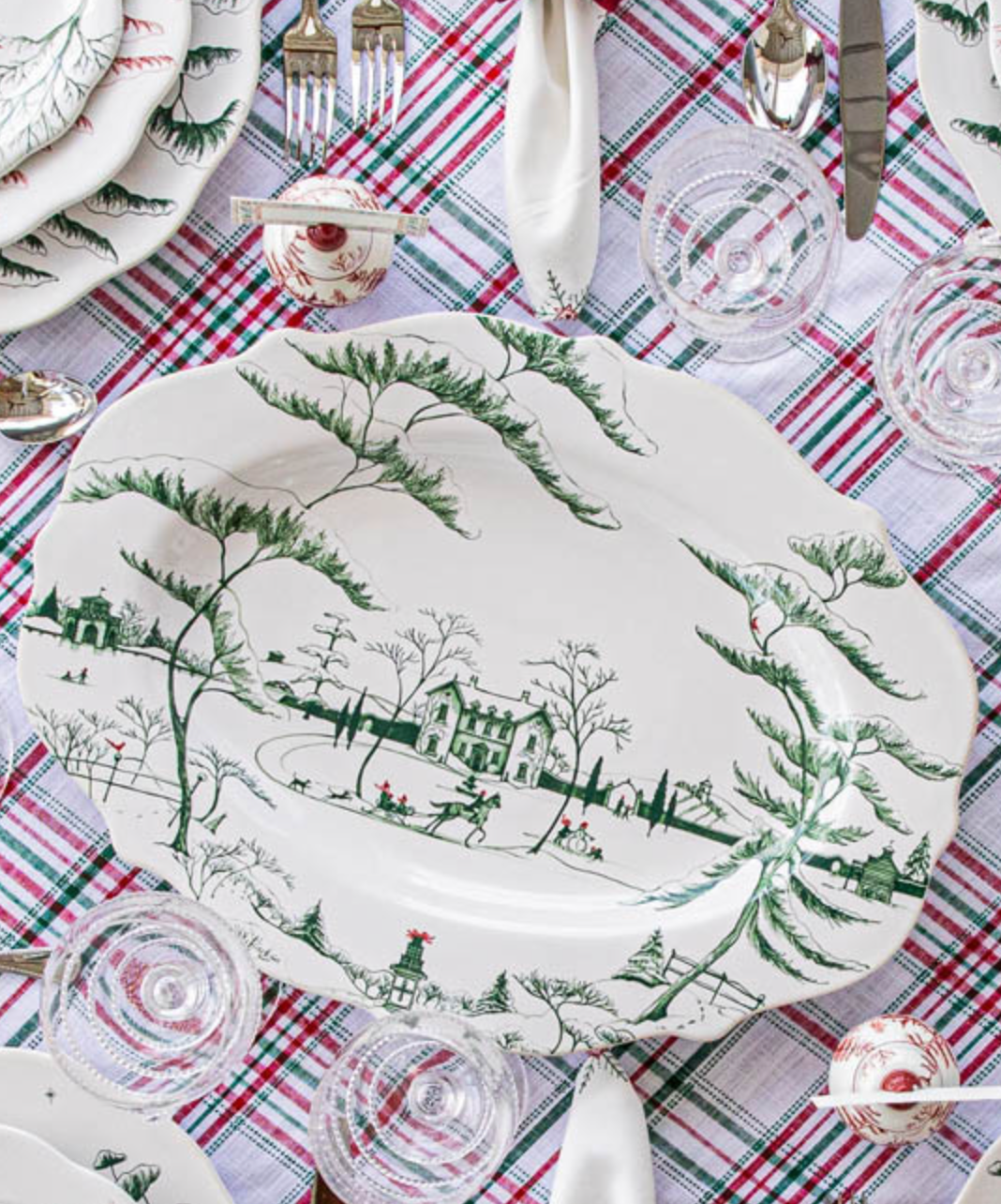 Green Winter Frolic 18" Platter